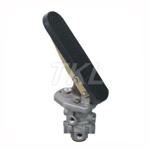 E6 Foot Brake Valve